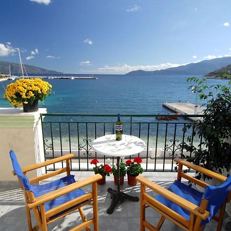 Alexis Studios And Apartments Agia Efimia Exterior foto